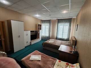 Гостиница Третьяков Кострома Четырехместный номер Делюкс-2