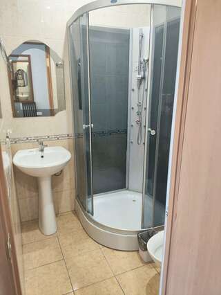 Гостиница Третьяков Кострома Улучшенный двухместный номер с 2 отдельными кроватями-3